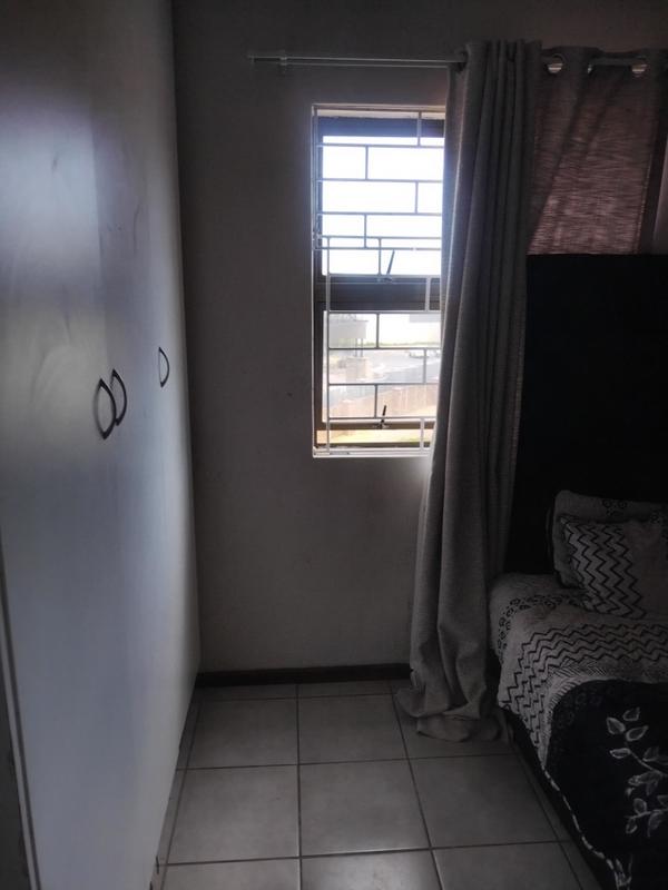 2 Bedroom Property for Sale in Guldenland Western Cape
